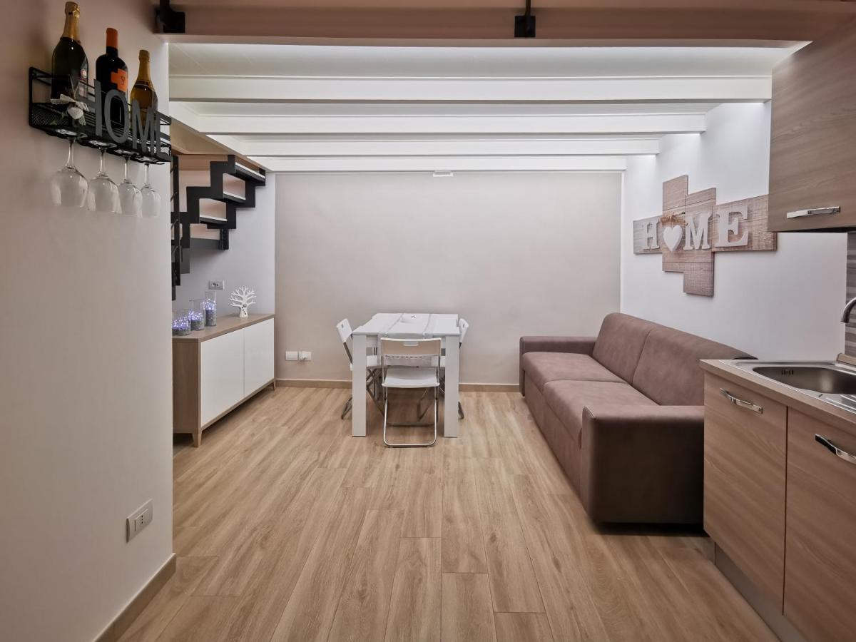 Dimora Dei Veneziani Bed and Breakfast Bari Exteriör bild