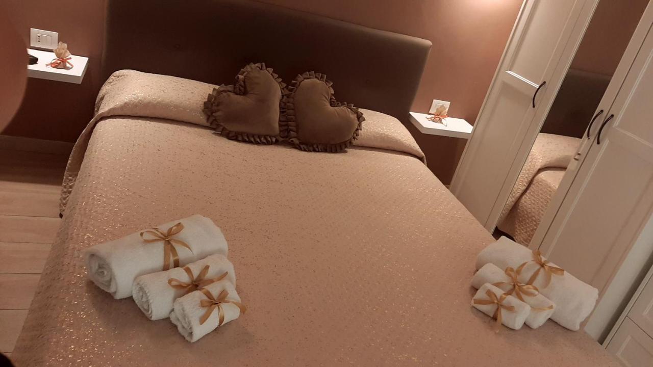 Dimora Dei Veneziani Bed and Breakfast Bari Exteriör bild